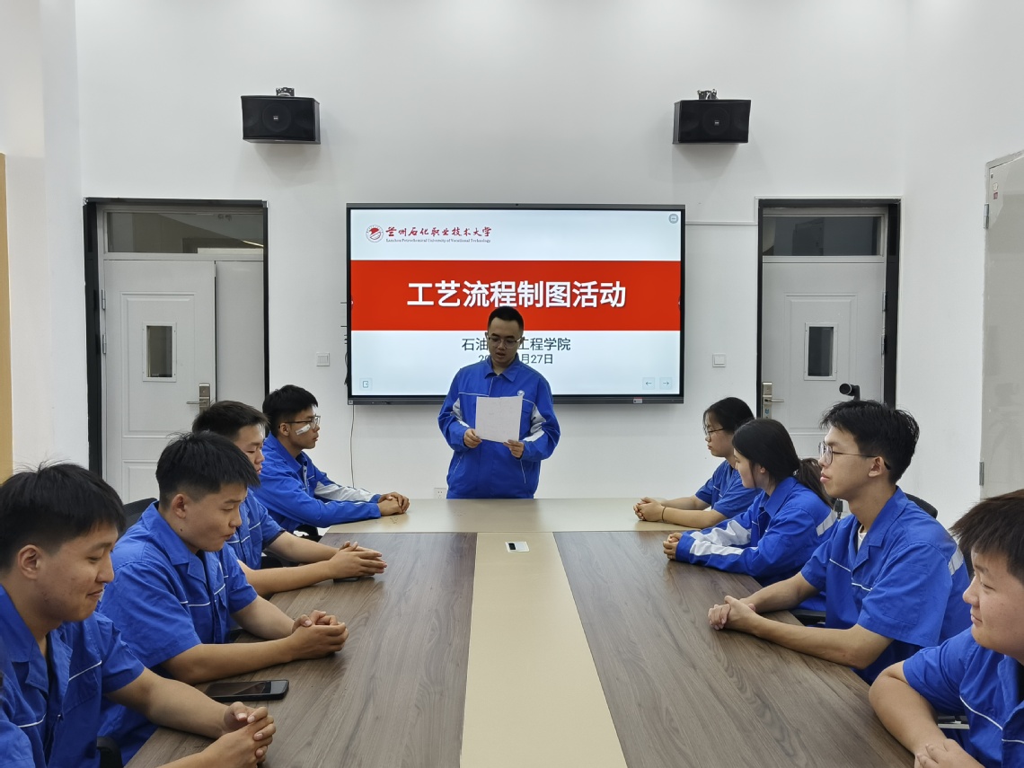 活动现场照片.jpg 活动现场照片.jpg